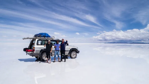 Uyuni Backpackers One Way